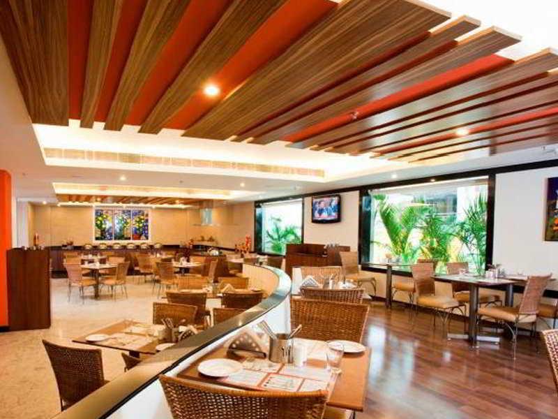 Lemon Tree Hotel, Indore Buitenkant foto